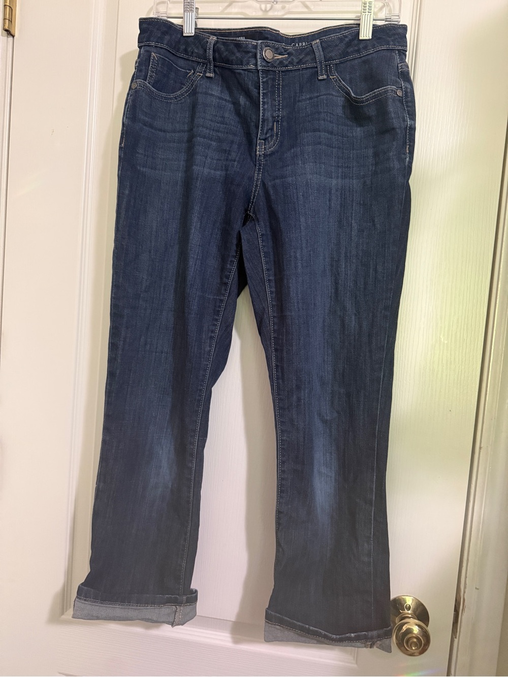 Vera Wang Dark Blue Cropped Straight-Leg Jeans